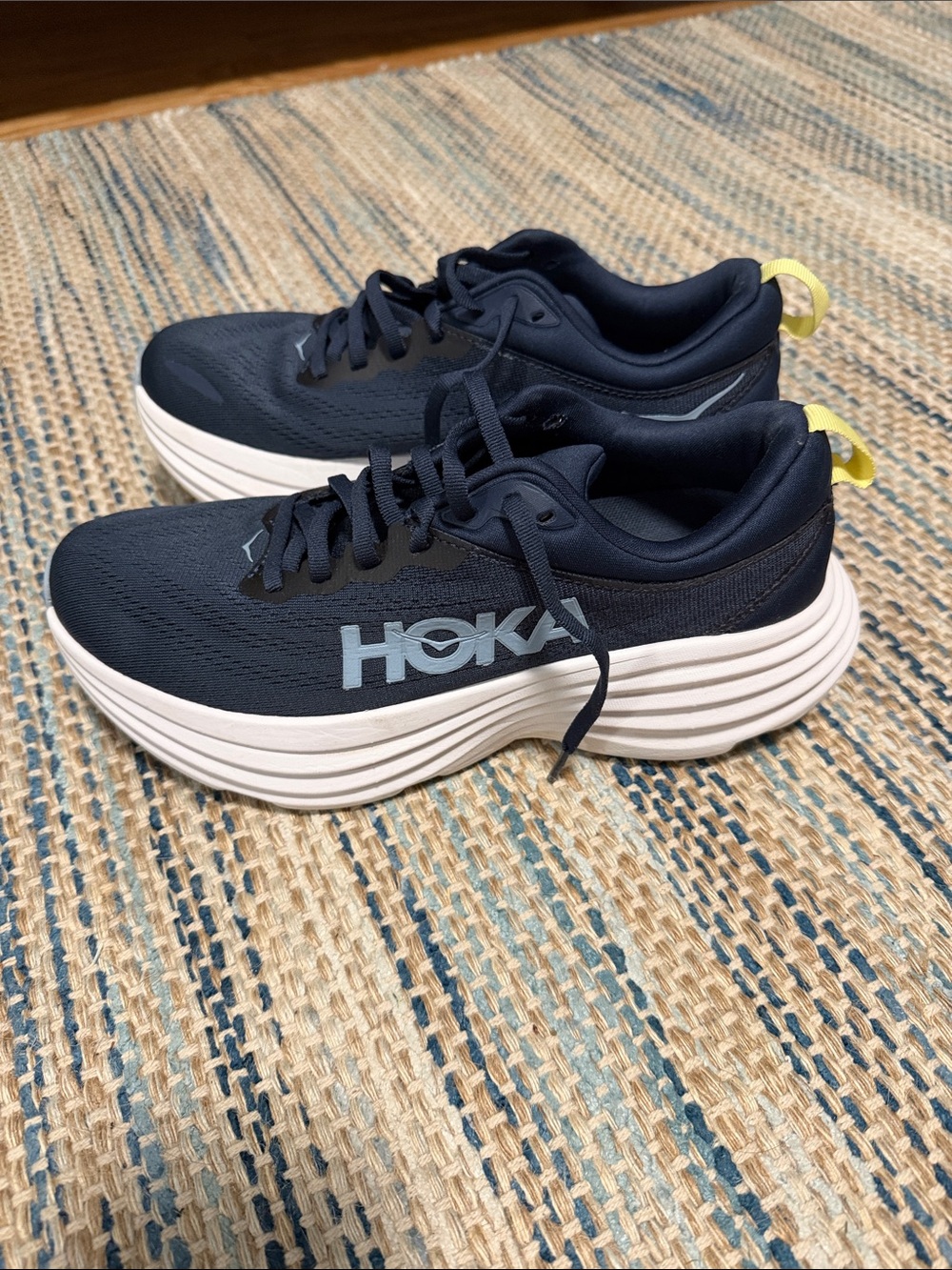 HOKA Bondi 8 Sneakers